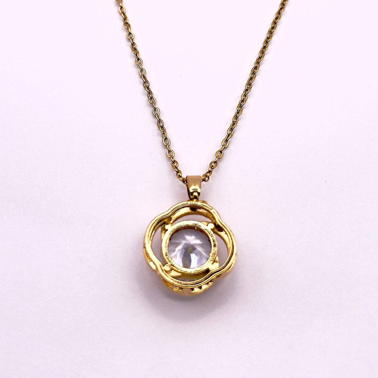 Usio Large Zircon Pendant III