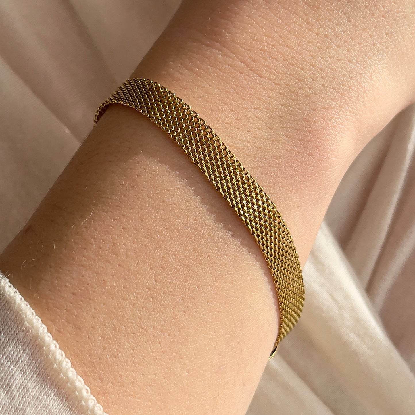 Emal Gold Mesh Bracelet